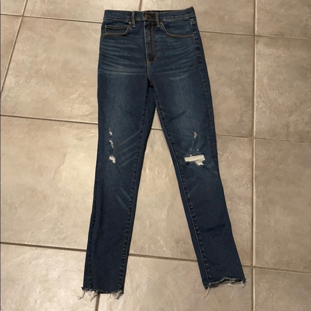 A&F Ultra High Rise Super Skinny Jeans - Picture 2 of 6